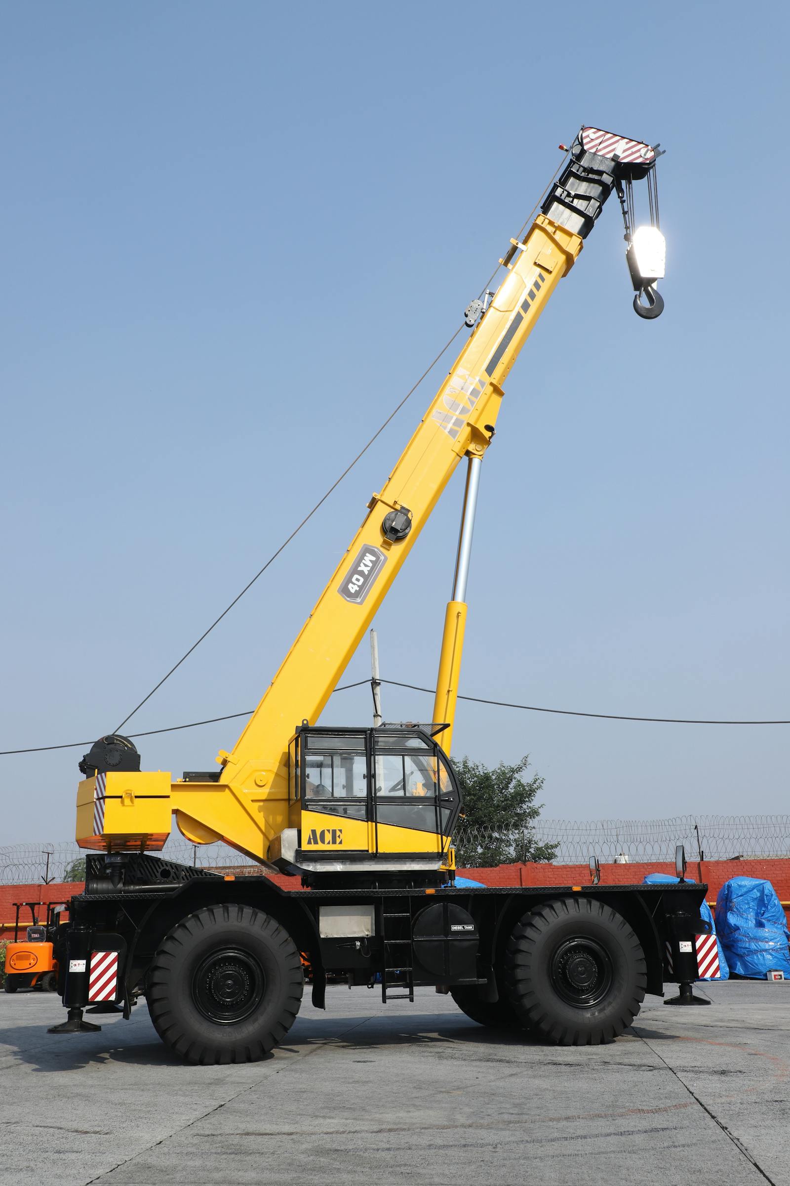 Fassi F820 RA — 22 Ton