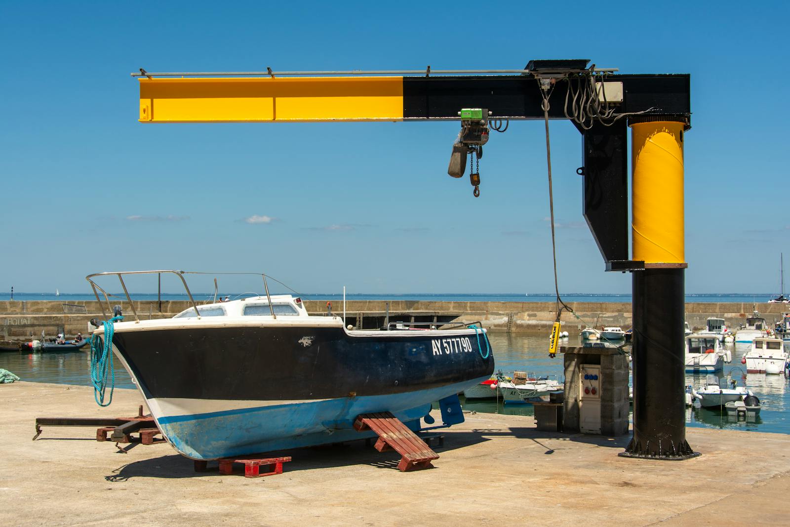 Mobil Yat Vinci — 80 Ton